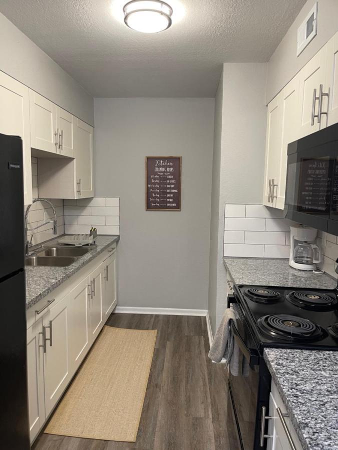 The Delores - 2 Bedroom Apt In Quilt Town, Usa Hamilton Εξωτερικό φωτογραφία